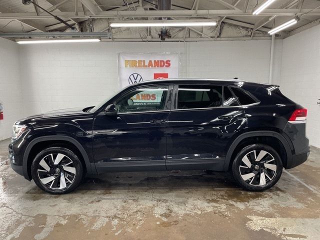 2024 Volkswagen Atlas Cross Sport 2.0T SE Technology