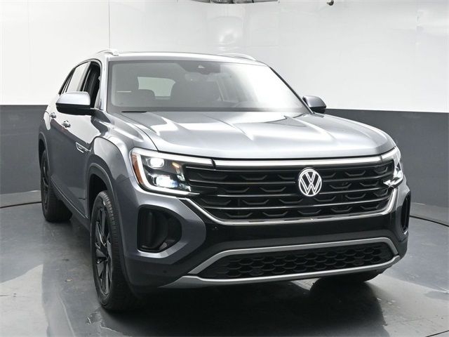 2024 Volkswagen Atlas Cross Sport 2.0T SE Technology