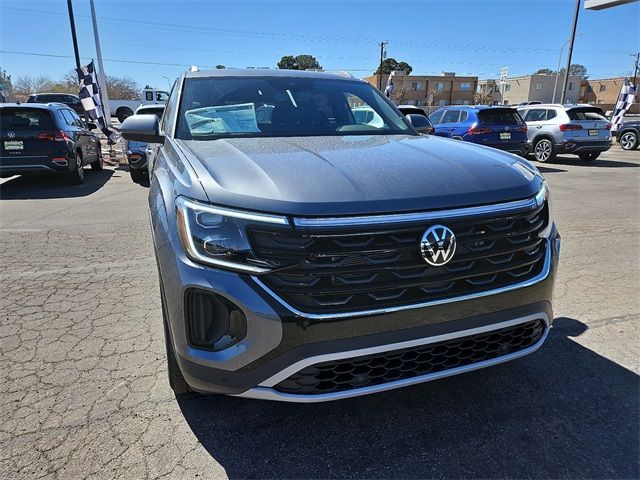 2024 Volkswagen Atlas Cross Sport 2.0T SE Technology