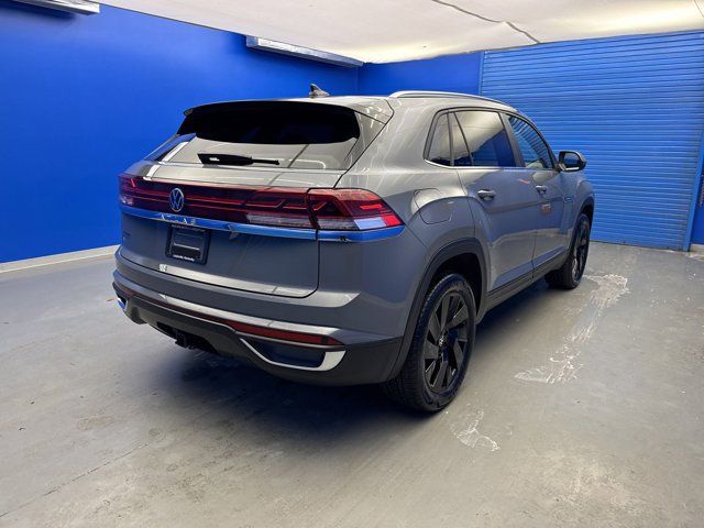 2024 Volkswagen Atlas Cross Sport 2.0T SE Technology