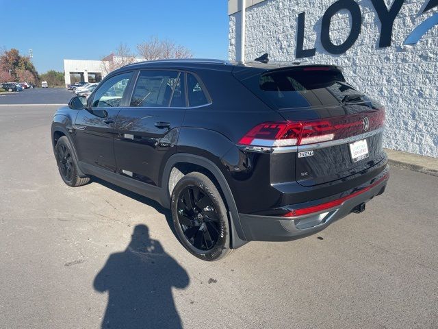 2024 Volkswagen Atlas Cross Sport 2.0T SE Technology