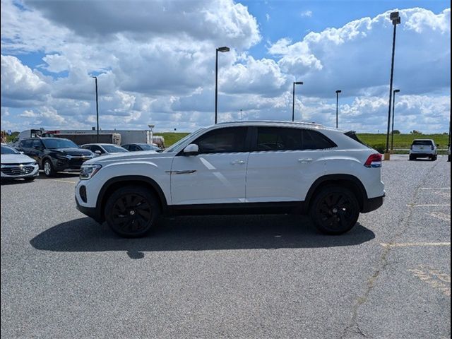 2024 Volkswagen Atlas Cross Sport 2.0T SE Technology