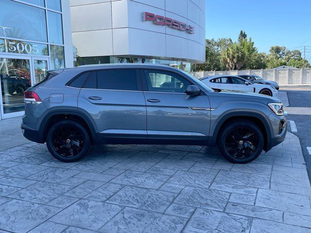 2024 Volkswagen Atlas Cross Sport 2.0T SE Technology