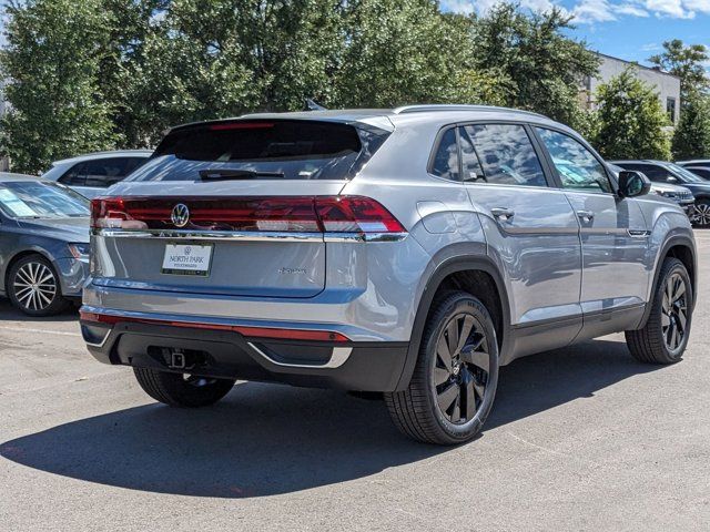 2024 Volkswagen Atlas Cross Sport 2.0T SE Technology