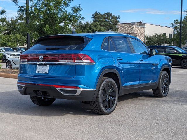 2024 Volkswagen Atlas Cross Sport 2.0T SE Technology