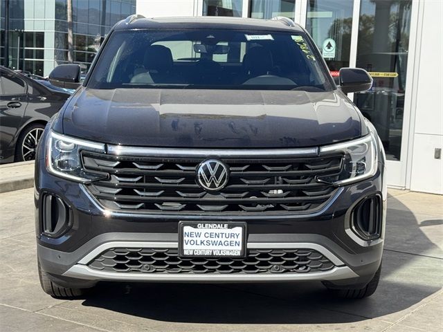 2024 Volkswagen Atlas Cross Sport 2.0T SE Technology