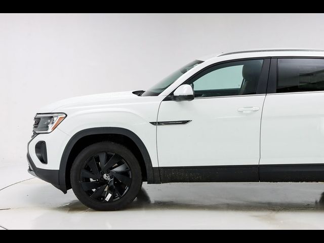 2024 Volkswagen Atlas Cross Sport 2.0T SE Technology