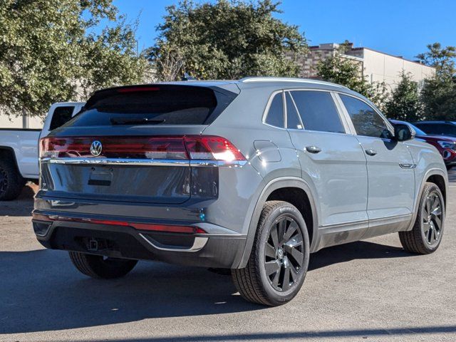 2024 Volkswagen Atlas Cross Sport 2.0T SE Technology