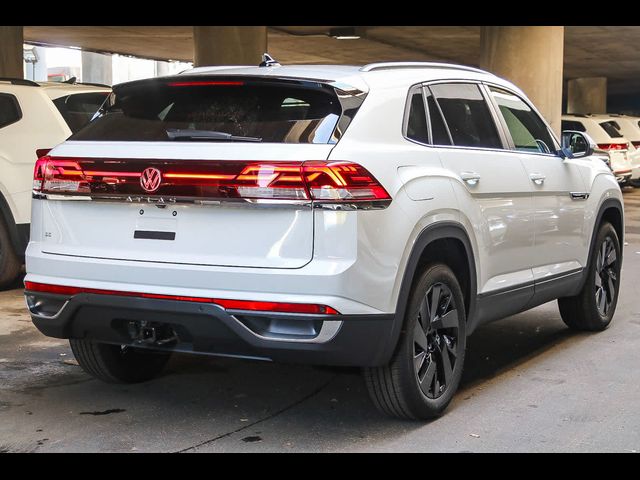 2024 Volkswagen Atlas Cross Sport 2.0T SE Technology