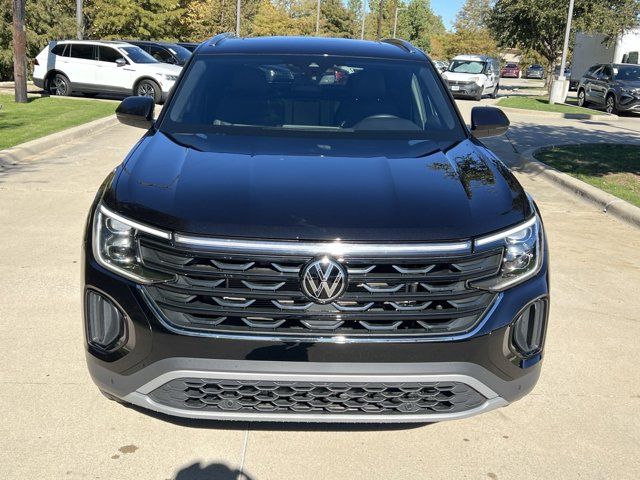 2024 Volkswagen Atlas Cross Sport 2.0T SE Technology