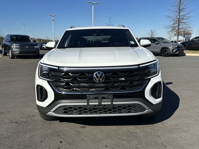 2024 Volkswagen Atlas Cross Sport 2.0T SE Technology