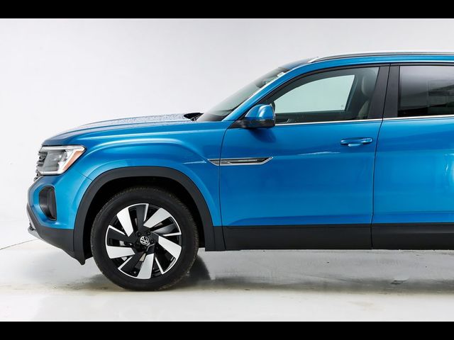 2024 Volkswagen Atlas Cross Sport 2.0T SE Technology