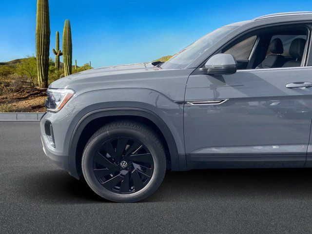 2024 Volkswagen Atlas Cross Sport 2.0T SE Technology