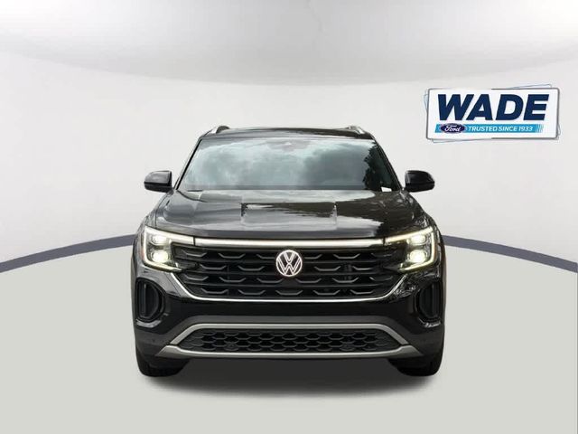 2024 Volkswagen Atlas Cross Sport 2.0T SE Technology