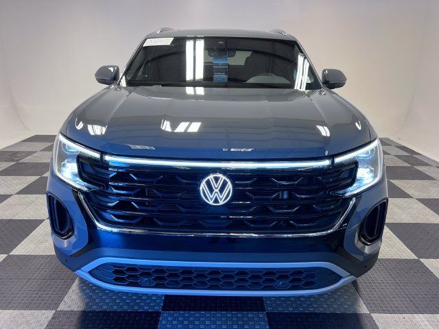 2024 Volkswagen Atlas Cross Sport 2.0T SE Technology