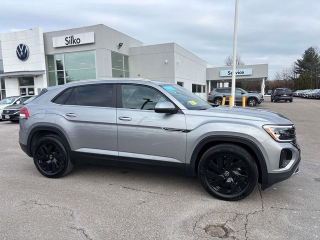 2024 Volkswagen Atlas Cross Sport 2.0T SE Technology