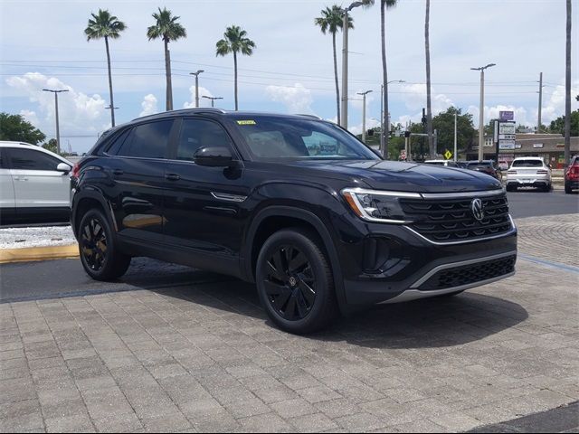 2024 Volkswagen Atlas Cross Sport 2.0T SE Technology