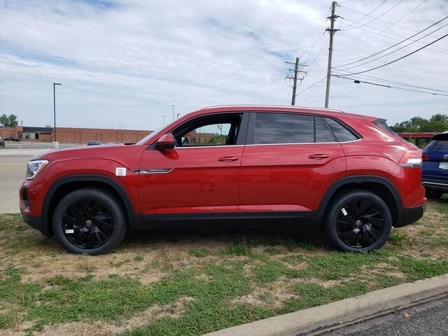 2024 Volkswagen Atlas Cross Sport 2.0T SE Technology