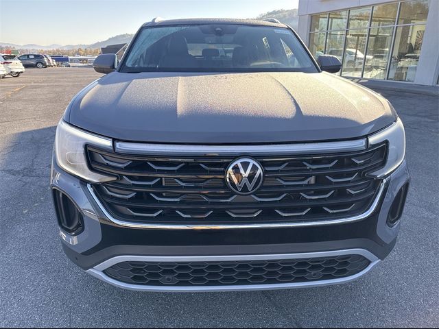 2024 Volkswagen Atlas Cross Sport 2.0T SE Technology