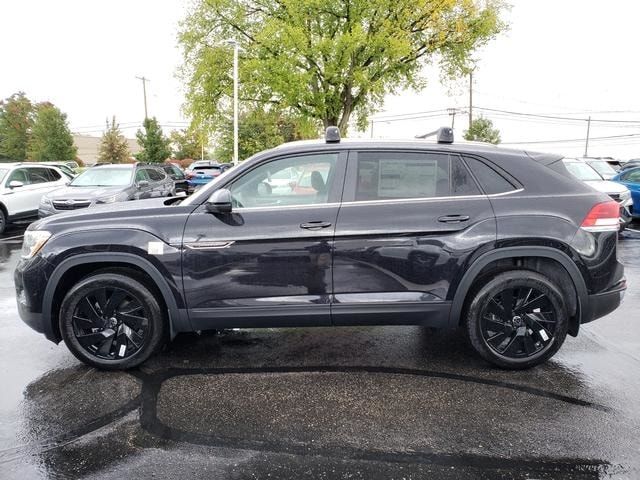 2024 Volkswagen Atlas Cross Sport 2.0T SE Technology