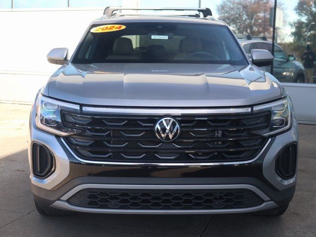 2024 Volkswagen Atlas Cross Sport 2.0T SE Technology