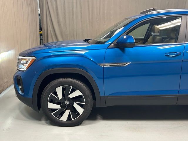 2024 Volkswagen Atlas Cross Sport 2.0T SE Technology