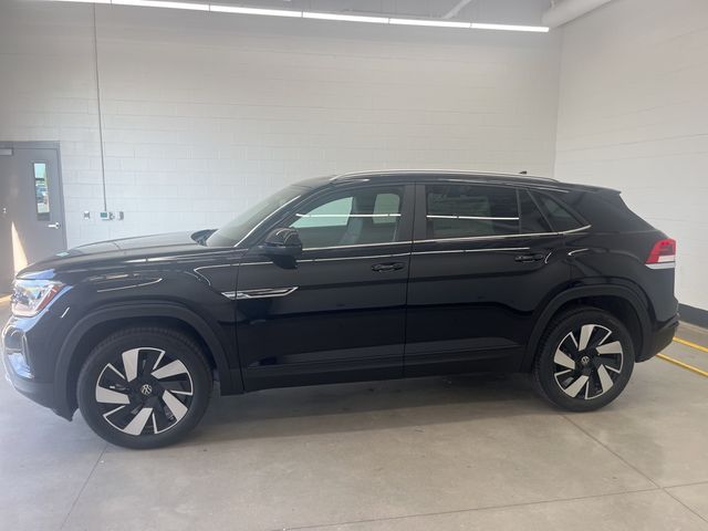 2024 Volkswagen Atlas Cross Sport 2.0T SE Technology