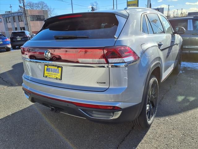 2024 Volkswagen Atlas Cross Sport 2.0T SE Technology