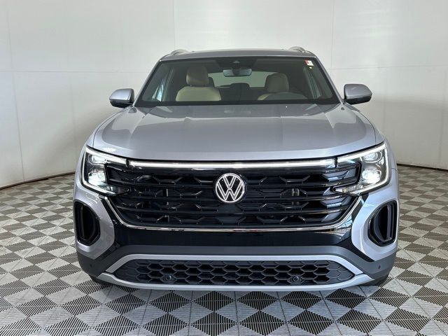 2024 Volkswagen Atlas Cross Sport 2.0T SE Technology