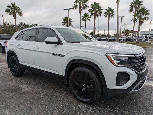 2024 Volkswagen Atlas Cross Sport 2.0T SE Technology