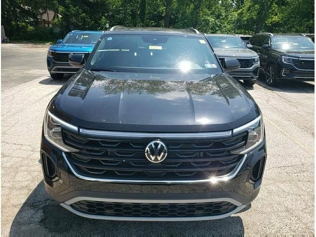 2024 Volkswagen Atlas Cross Sport 2.0T SE Technology