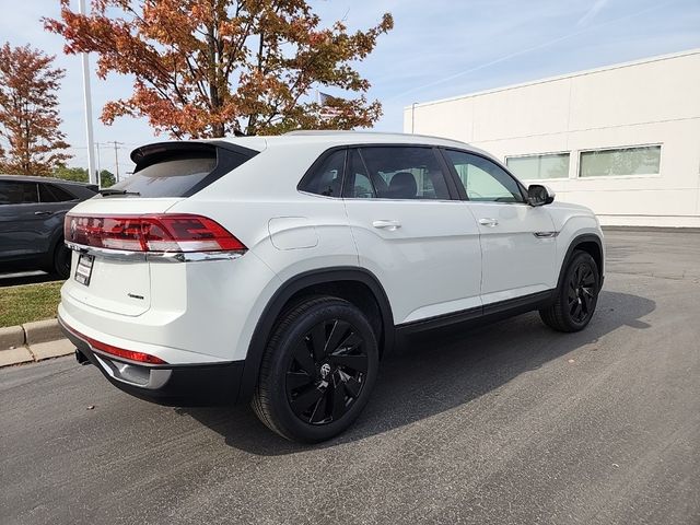 2024 Volkswagen Atlas Cross Sport 2.0T SE Technology