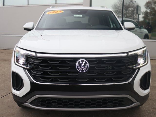 2024 Volkswagen Atlas Cross Sport 2.0T SE Technology