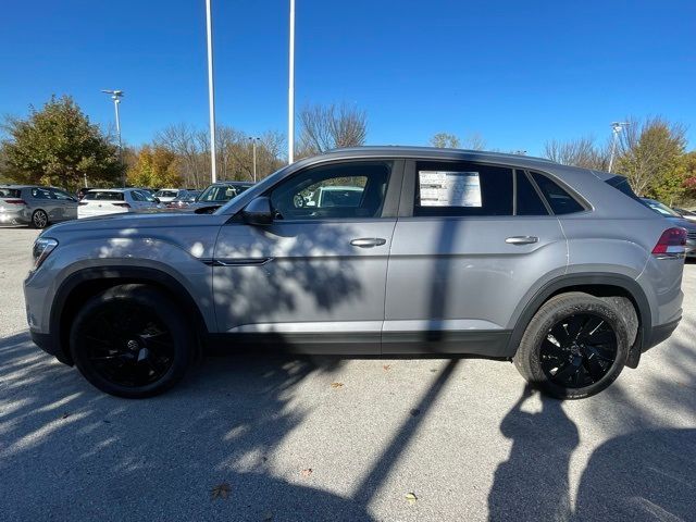 2024 Volkswagen Atlas Cross Sport 2.0T SE Technology