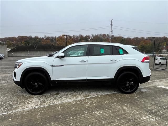 2024 Volkswagen Atlas Cross Sport 2.0T SE Technology