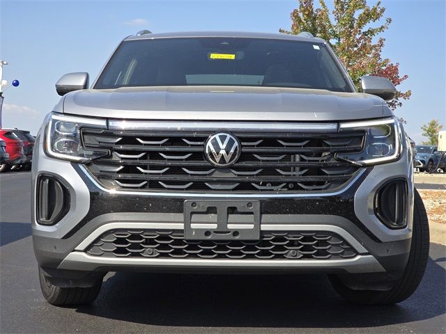 2024 Volkswagen Atlas Cross Sport 2.0T SE Technology