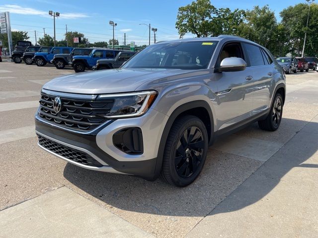 2024 Volkswagen Atlas Cross Sport 2.0T SE Technology