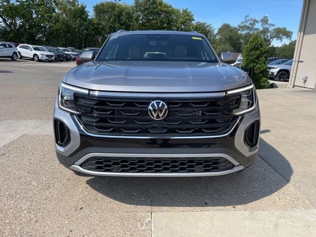 2024 Volkswagen Atlas Cross Sport 2.0T SE Technology