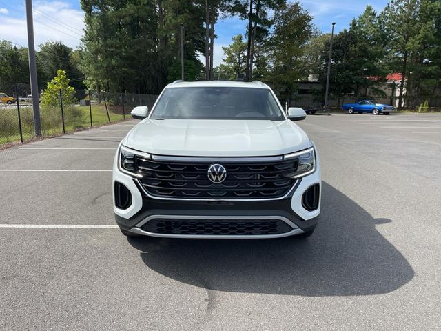 2024 Volkswagen Atlas Cross Sport 2.0T SE Technology