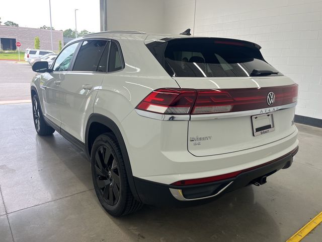 2024 Volkswagen Atlas Cross Sport 2.0T SE Technology