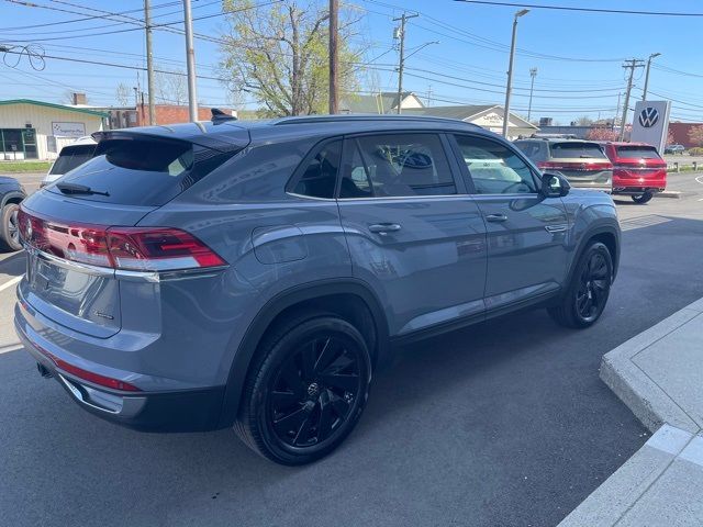 2024 Volkswagen Atlas Cross Sport 2.0T SE Technology