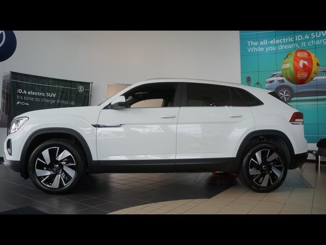 2024 Volkswagen Atlas Cross Sport 2.0T SE Technology