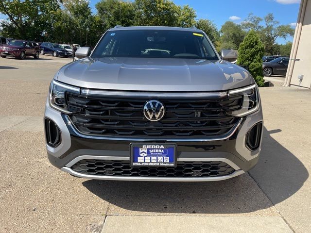 2024 Volkswagen Atlas Cross Sport 2.0T SE Technology