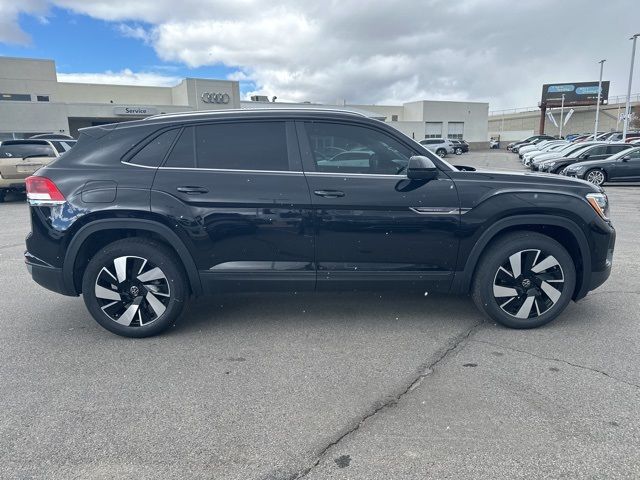 2024 Volkswagen Atlas Cross Sport 2.0T SE Technology