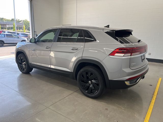 2024 Volkswagen Atlas Cross Sport 2.0T SE Technology