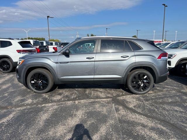 2024 Volkswagen Atlas Cross Sport 2.0T SE Technology