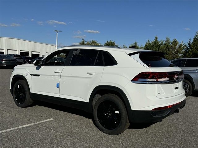 2024 Volkswagen Atlas Cross Sport 2.0T SE Technology