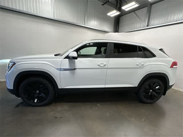 2024 Volkswagen Atlas Cross Sport 2.0T SE Technology