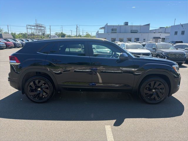 2024 Volkswagen Atlas Cross Sport 2.0T SE Technology
