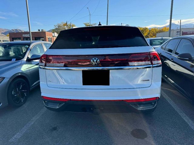 2024 Volkswagen Atlas Cross Sport 2.0T SE Technology